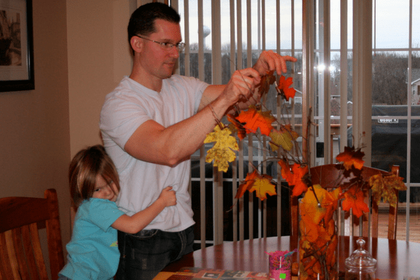 thankful family, trees in autumn, family traditions for thankfulness, thankful, gratitude, thanksgiving, holidays, grateful, things I'm thankful for, family, traditions, holiday traditions, family traditions