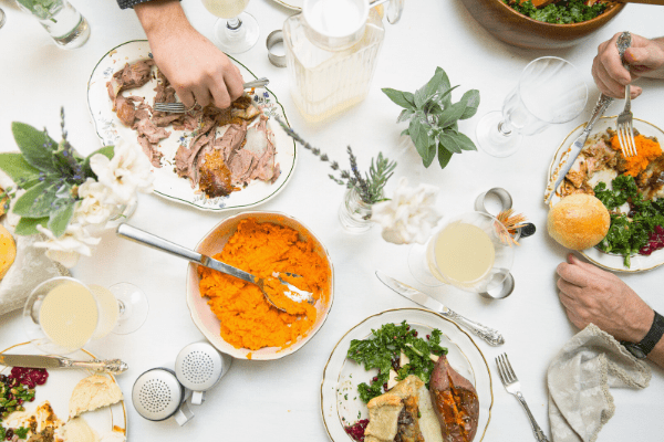 holiday table setting