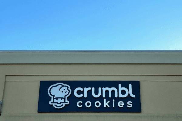 crumbl cookies