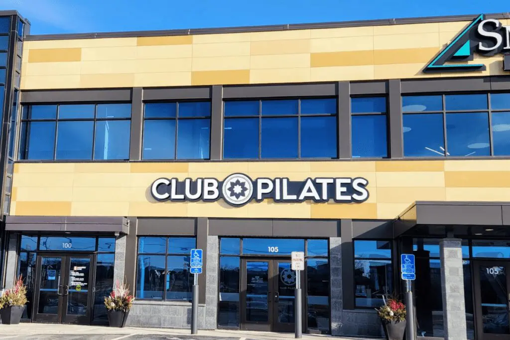 Exterior of Club Pilates in Rochester, MN