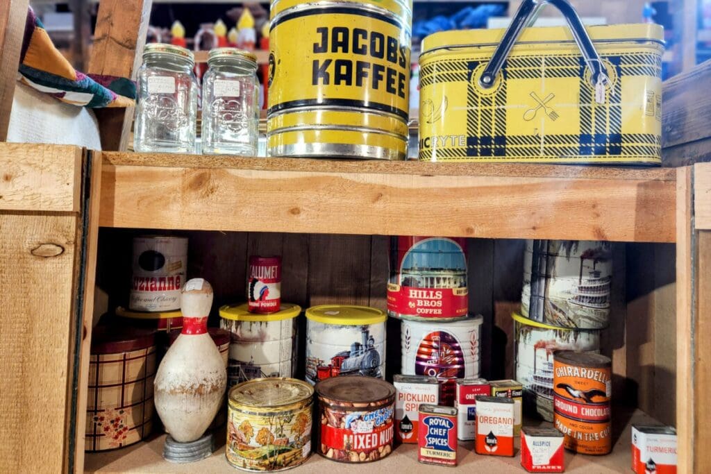 Items for sale at Old River Valley Antique Mall in Stewartville, MN