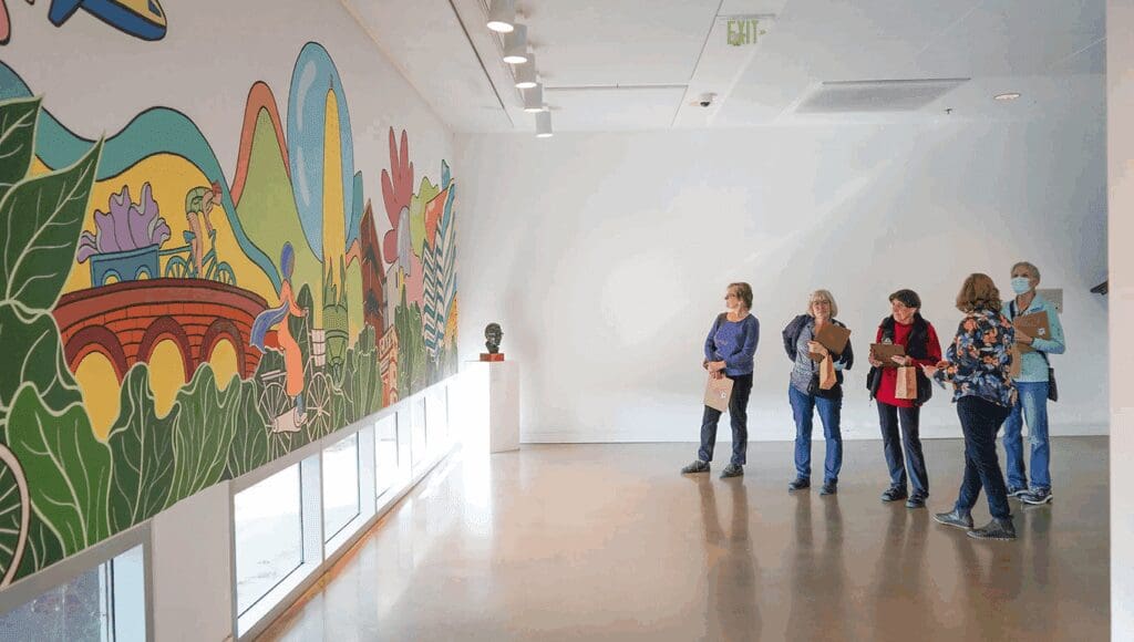 Drop In Tours | Rochester Art Center