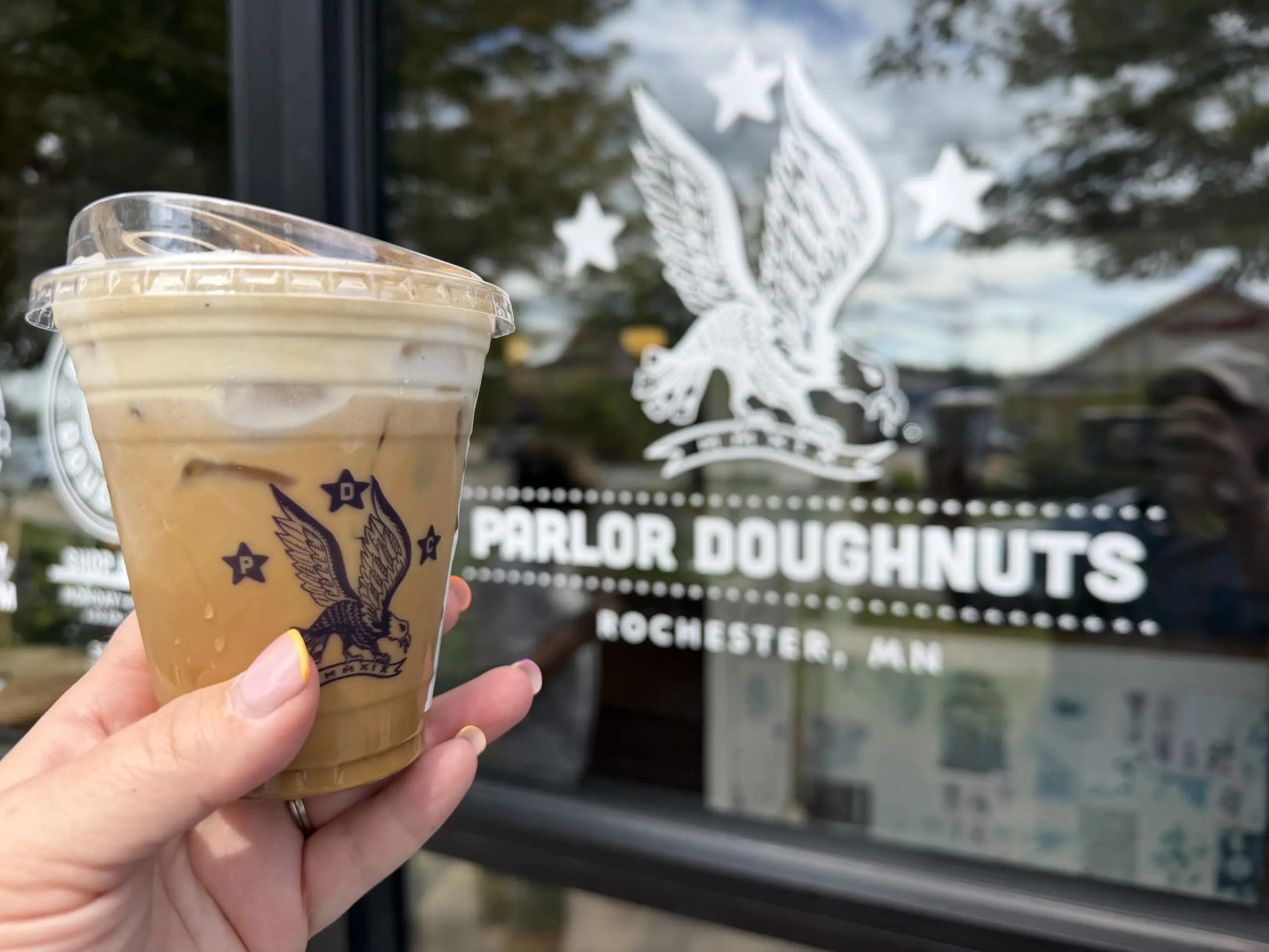 fall inspired coffee shop drinks